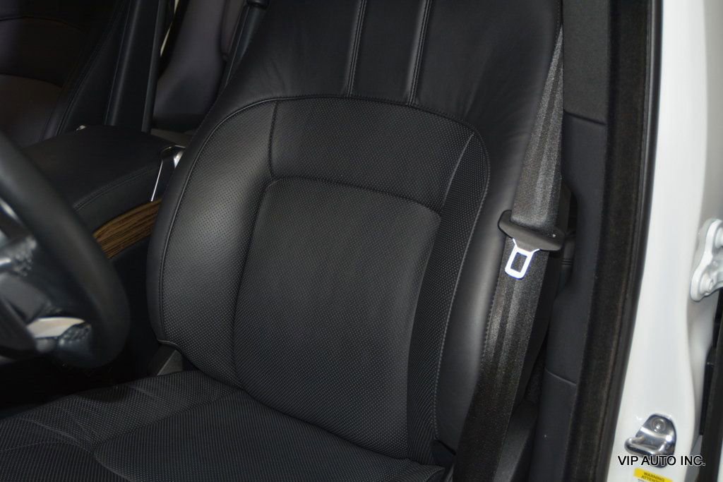 Used 2018 Land Rover Range Rover HSE image 17