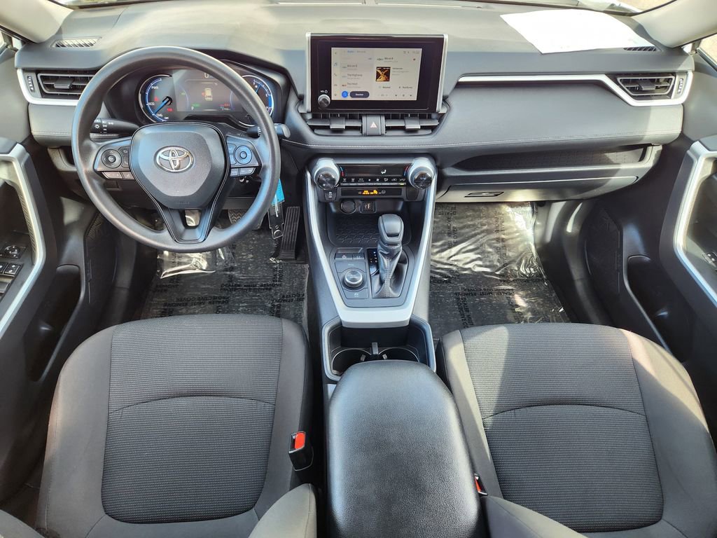 Used 2025 Toyota RAV4 LE image 11