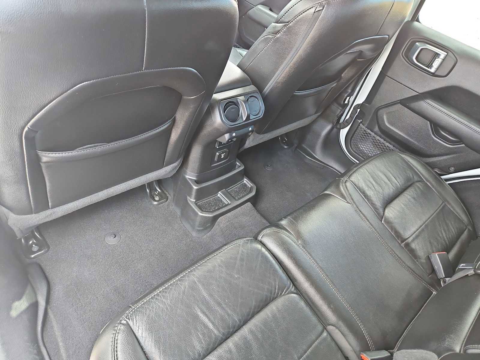 Used 2021 Jeep Wrangler Unlimited Sahara image 19