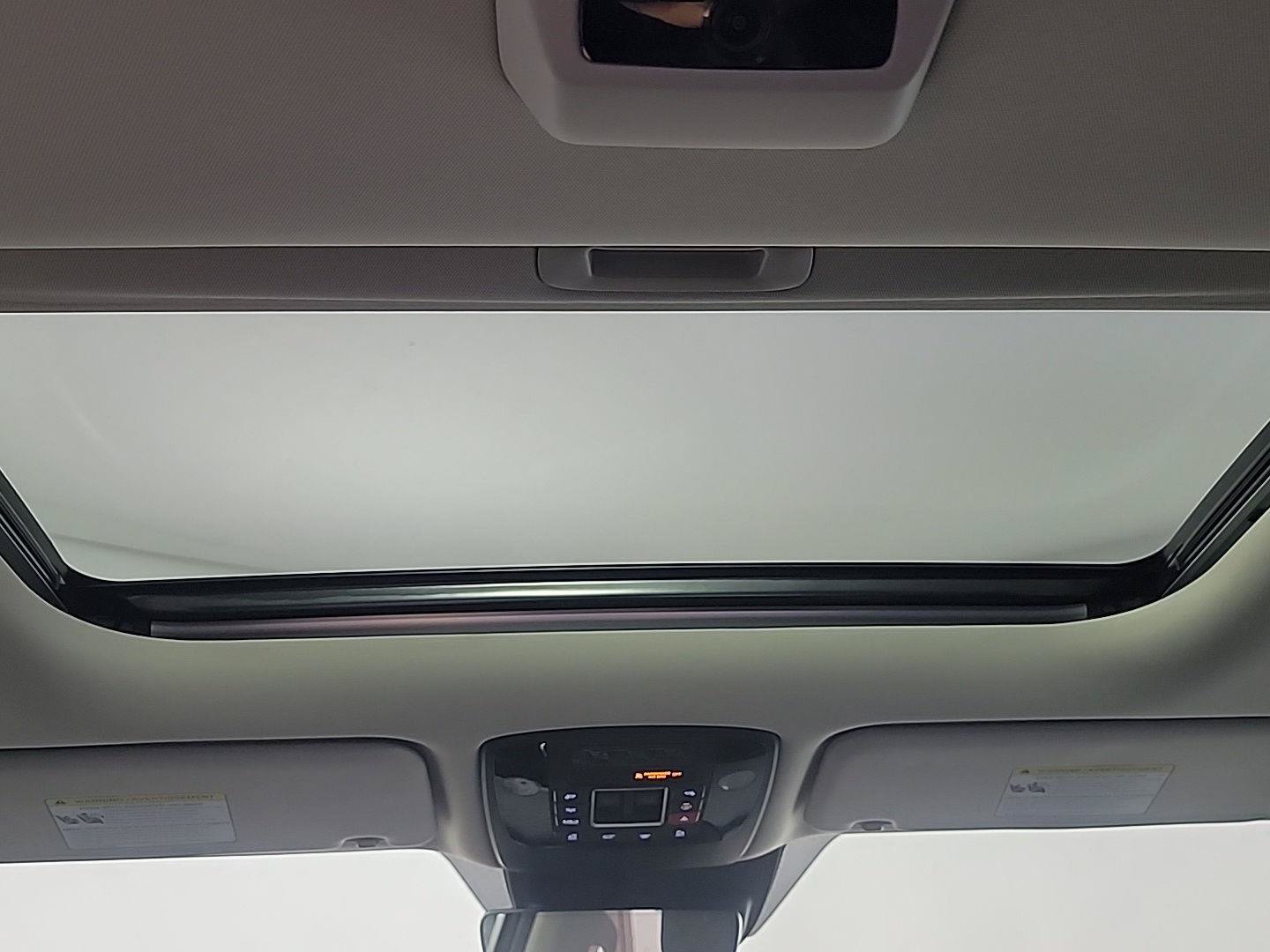 Used 2025 Kia Carnival SX FWD image 23