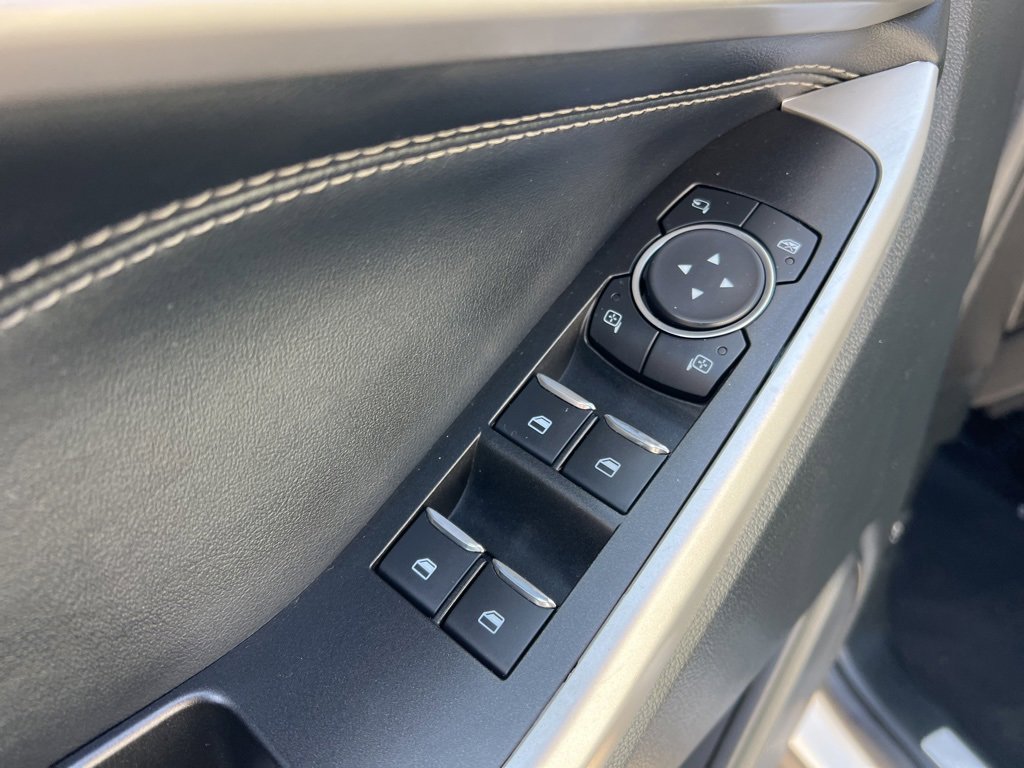 Used 2020 Ford Explorer Limited image 11