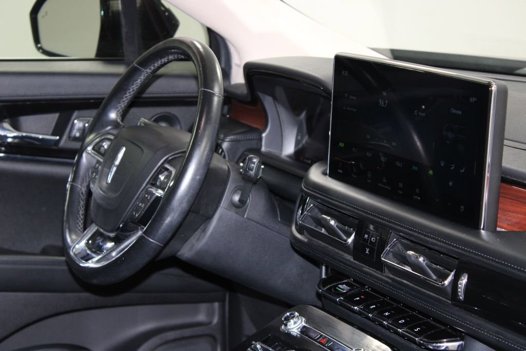 Used 2021 Lincoln Nautilus Reserve w/ Equipment Group 201A image 32