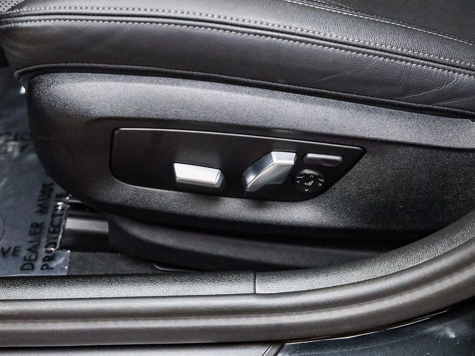 Certified 2023 BMW 540i 540i w/ Premium Package image 21