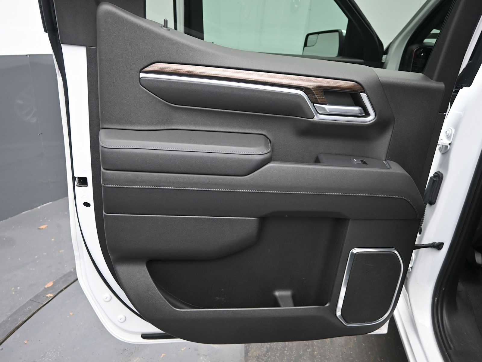 Used 2022 Chevrolet Silverado 1500 LT image 19