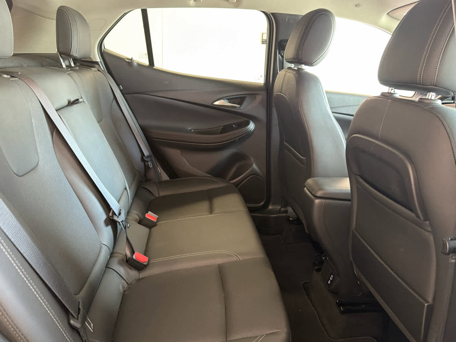 Used 2024 Buick Encore GX Sport Touring w/ Comfort Package image 30