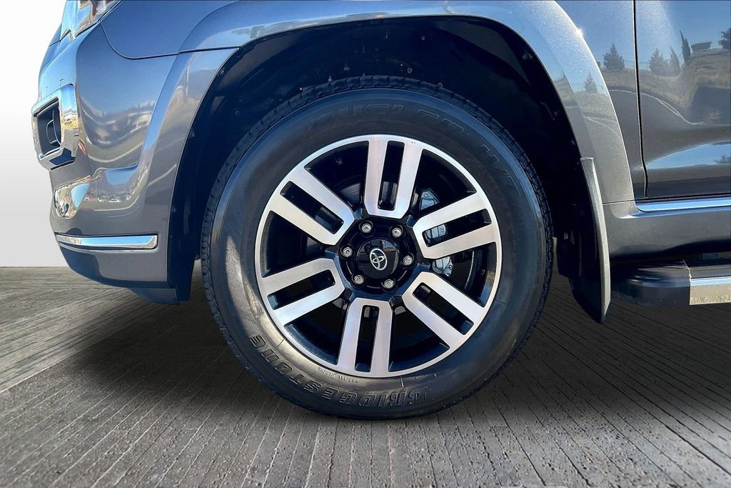 Used 2023 Toyota 4Runner Limited image 34
