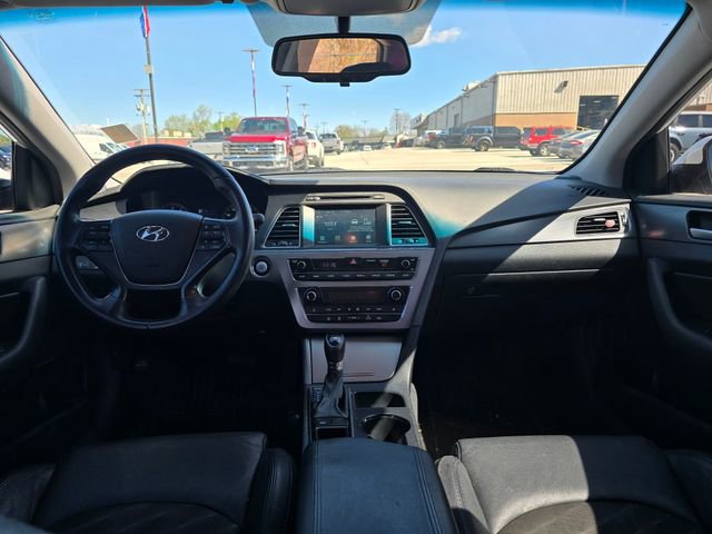 Used 2016 Hyundai Sonata Sport w/ Option Group 02 image 13