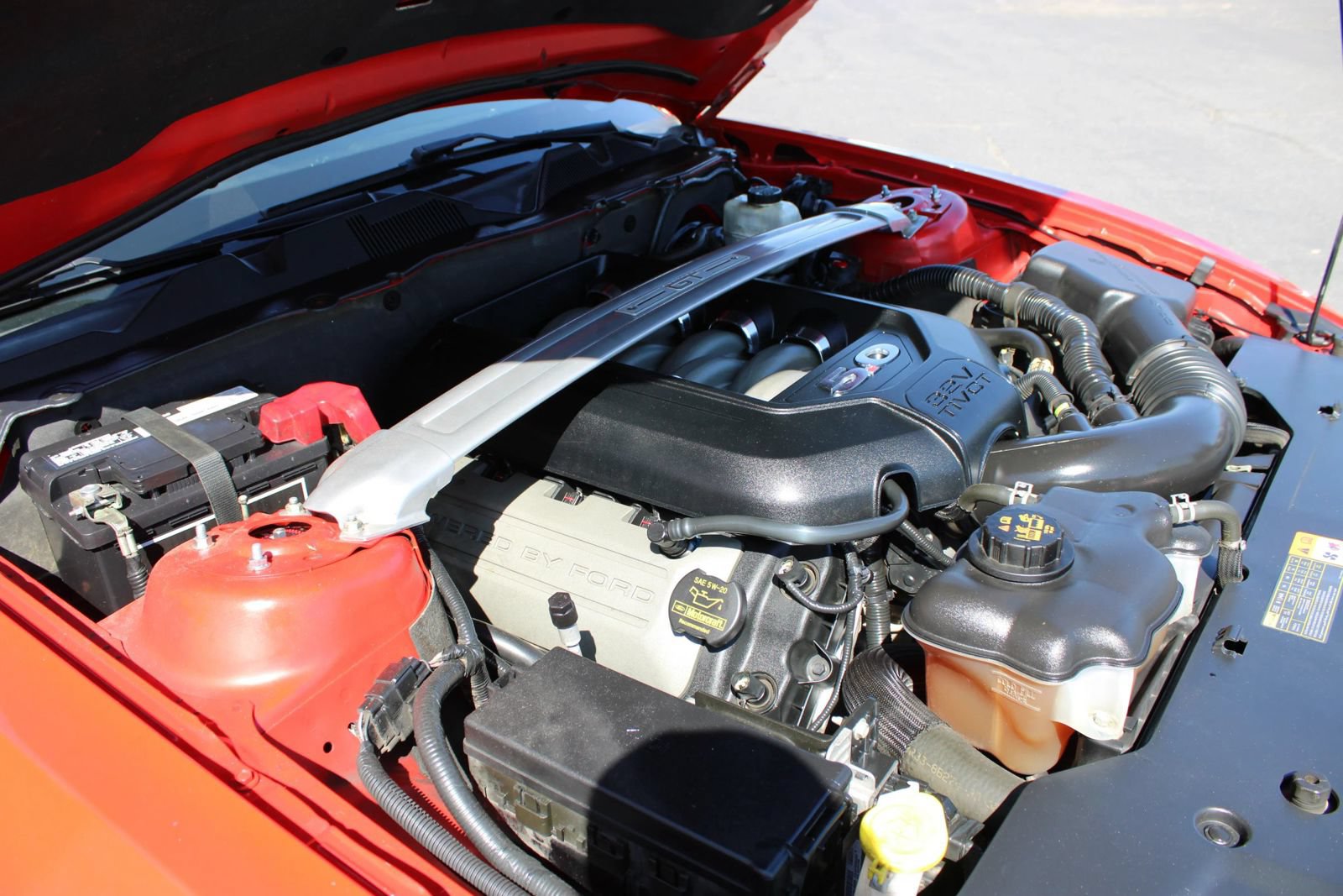 Used 2012 Ford Mustang GT Premium RWD image 26