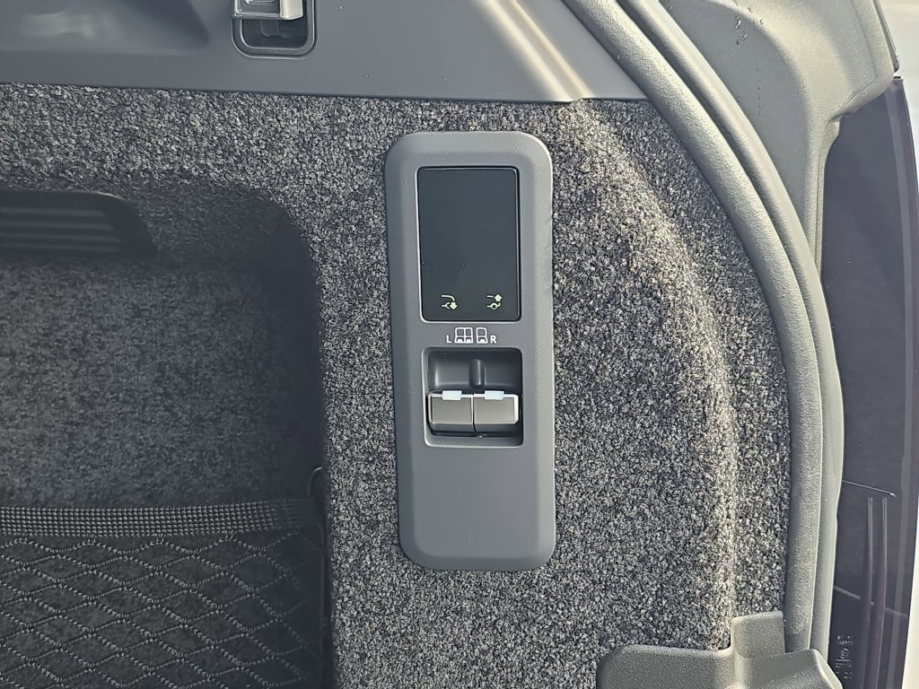 New 2026 Land Rover Range Rover SE AWD/4WD image 14