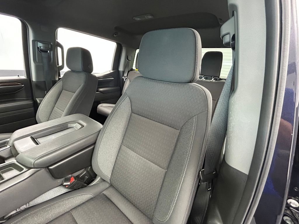 Used 2023 Chevrolet Silverado 1500 RST image 16