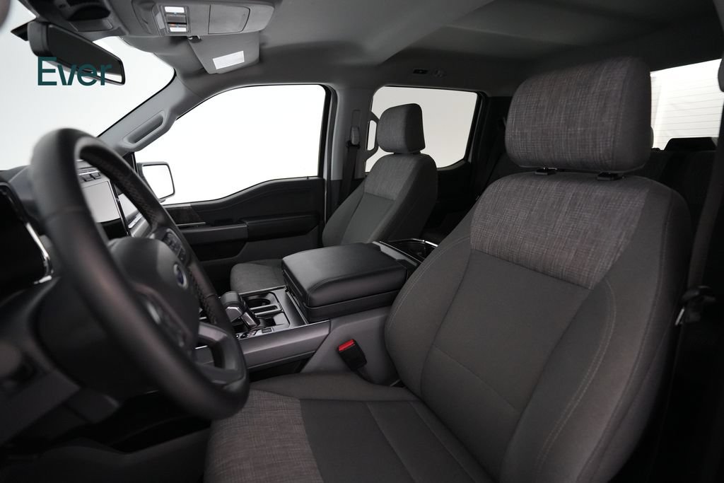 Used 2023 Ford F150 Lightning XLT AWD/4WD image 4