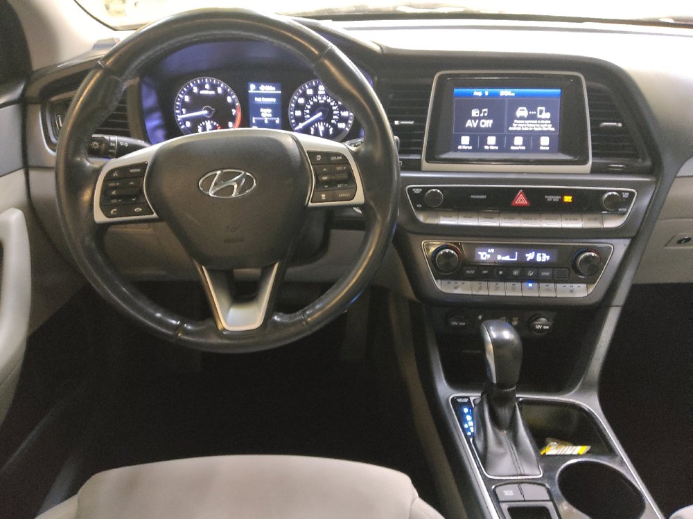 Used 2019 Hyundai Sonata SEL w/ Tech Package 02 FWD image 22