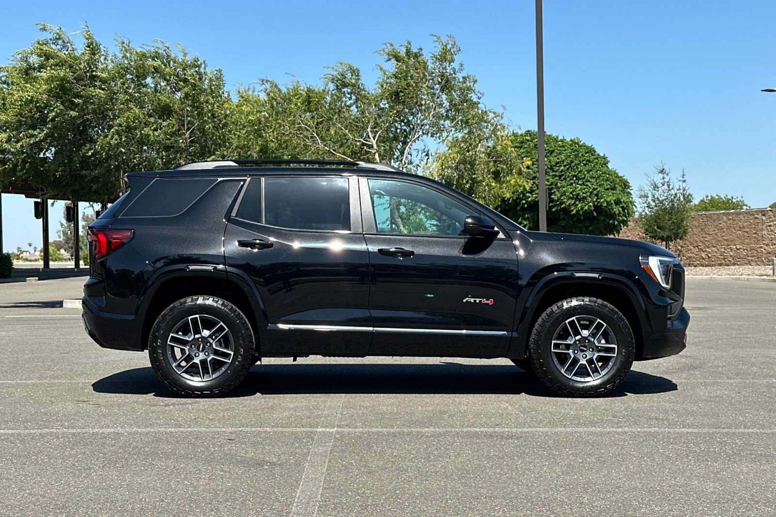 Used 2026 GMC Terrain AT4 image 3