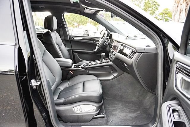 Used 2024 Porsche Macan S w/ Premium Plus Package AWD/4WD image 13