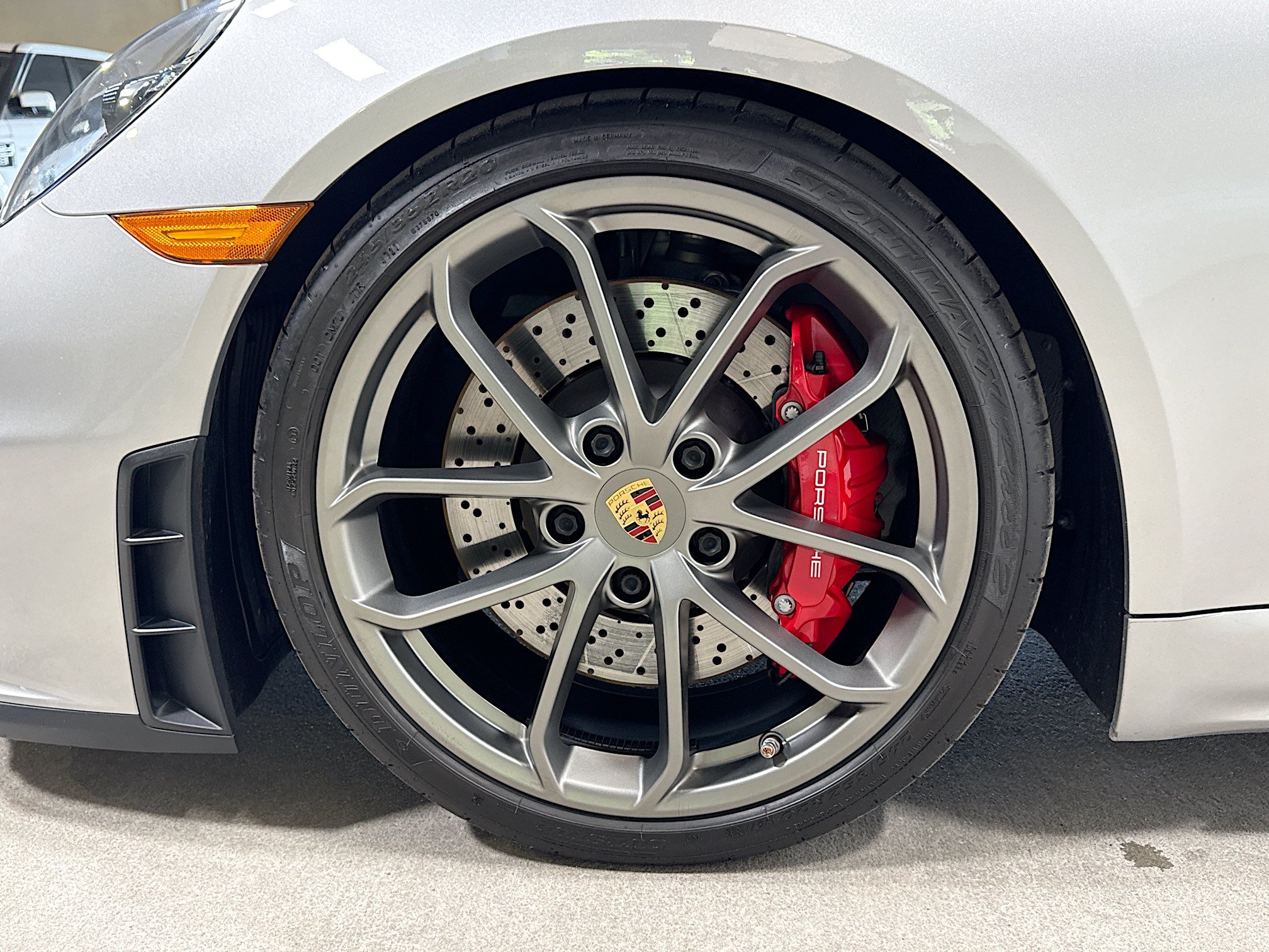 Certified 2022 Porsche 718 Boxster Spyder RWD image 37