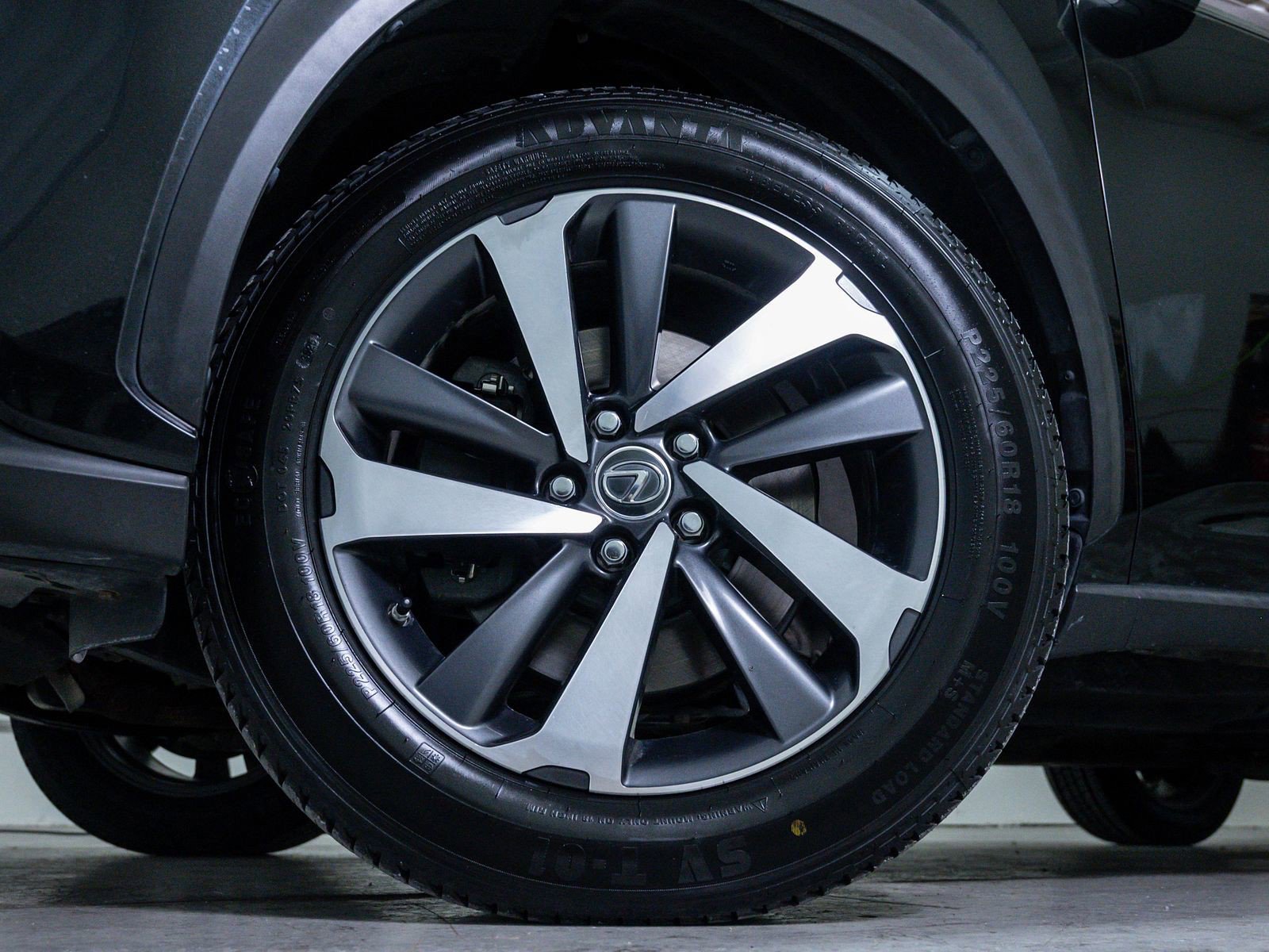 Used 2018 Lexus NX 300h AWD w/ Premium Package image 6