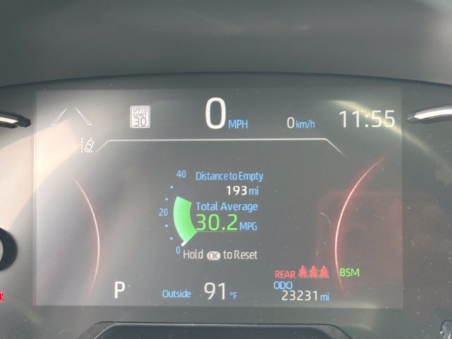 Used 2025 Toyota RAV4 XLE FWD image 33