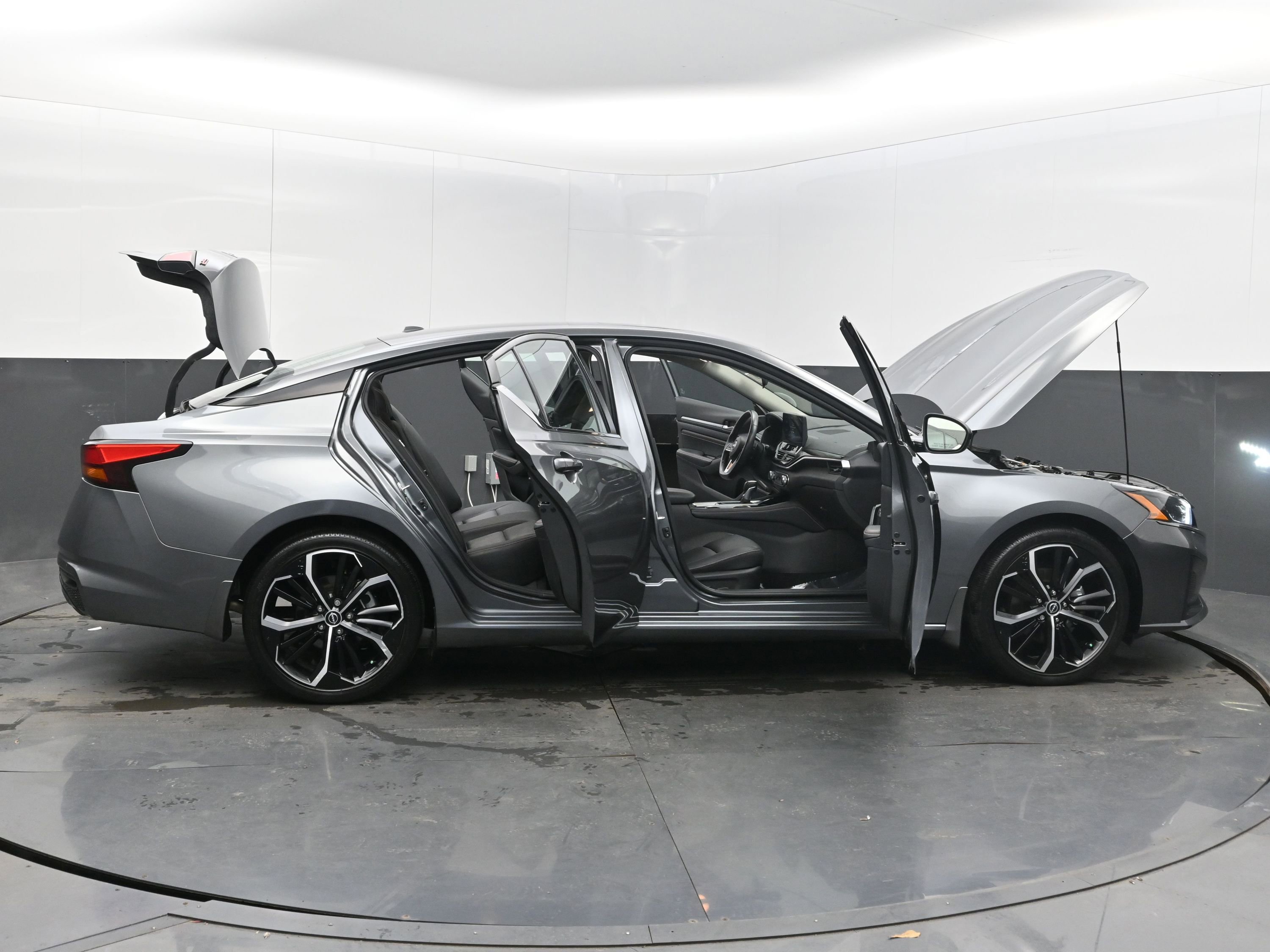 Certified 2023 Nissan Altima 2.5 SR w/ SR Premium Package image 45