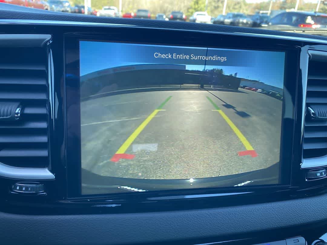New 2026 Chrysler Voyager LX image 17