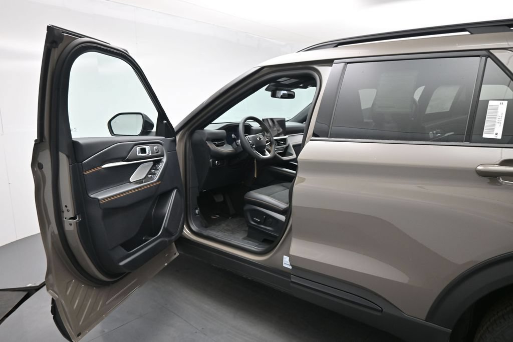 New 2026 Ford Explorer Tremor w/ Tremor Ultimate Package AWD/4WD image 8