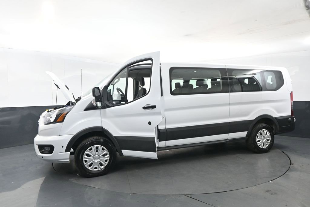 Used 2024 Ford Transit 350 XLT image 28