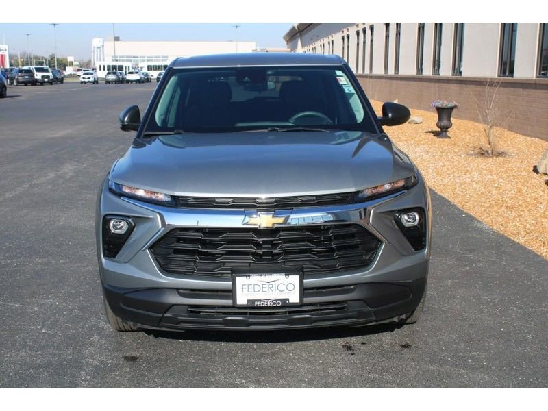Used 2024 Chevrolet TrailBlazer LS w/ LS Convenience Package image 9