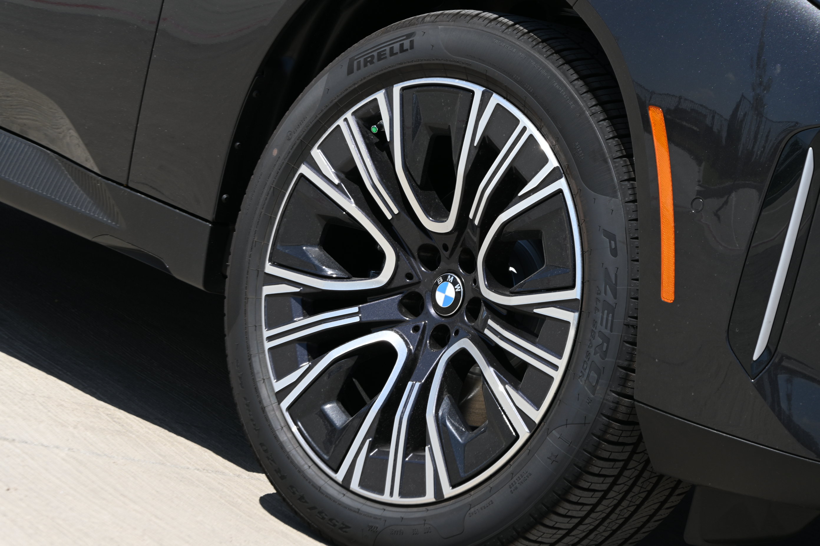 New 2026 BMW X3 xDrive30i AWD/4WD image 9