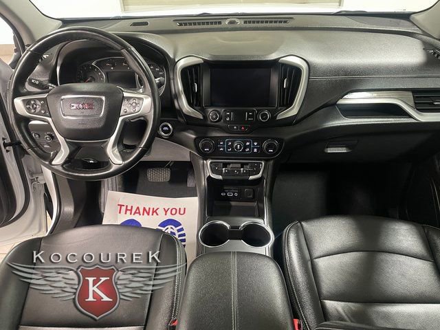 Used 2024 GMC Terrain SLT image 13