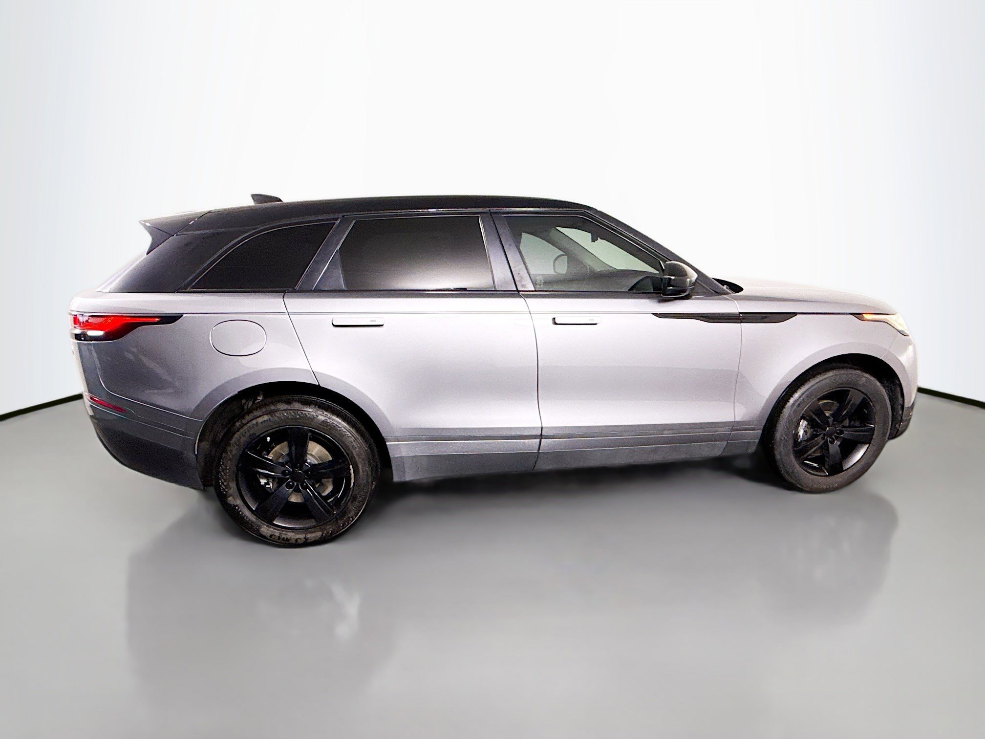 Used 2020 Land Rover Range Rover Velar S image 11