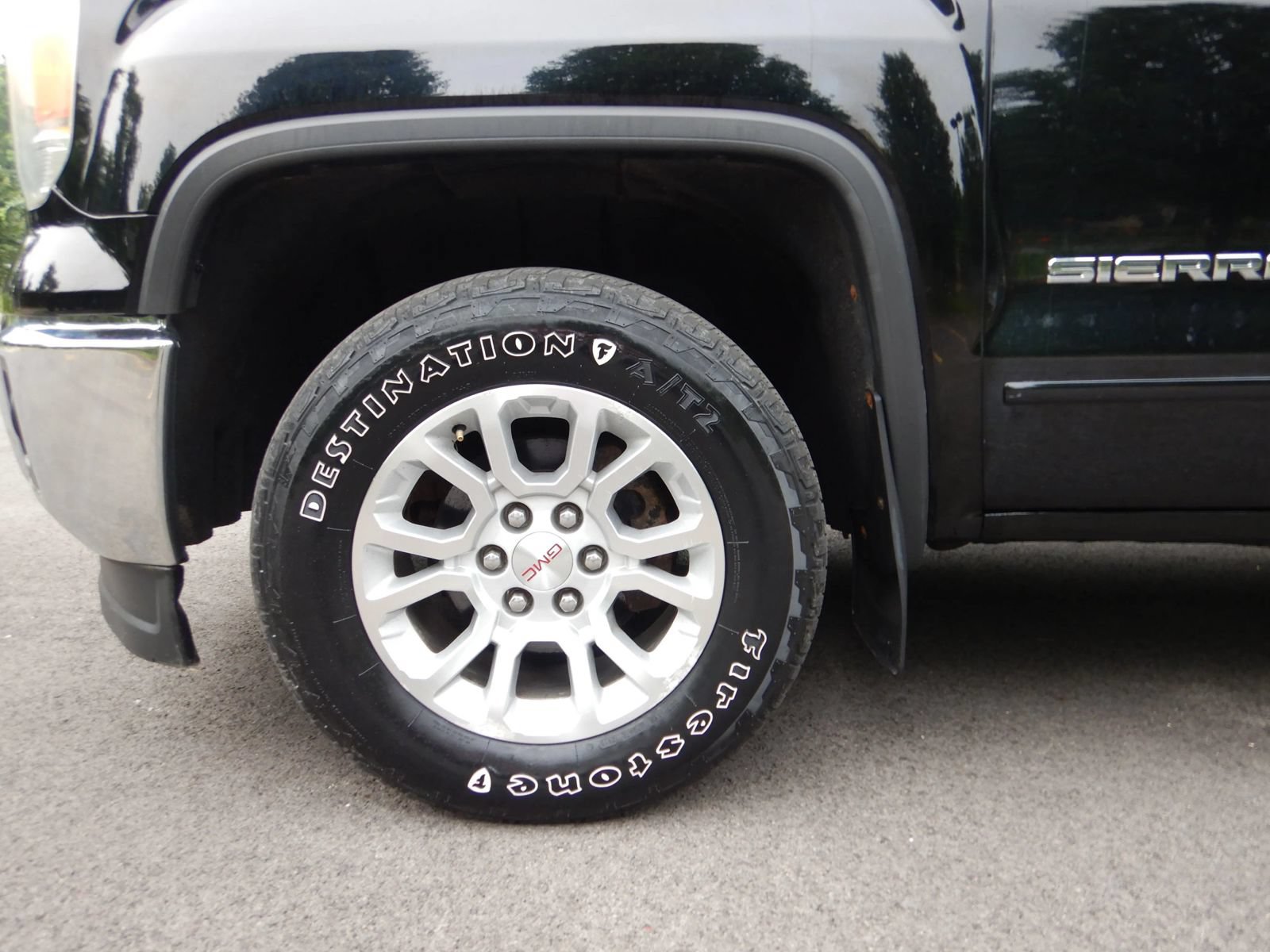 Used 2015 GMC Sierra 1500 SLE w/ SLE Value Package AWD/4WD image 25