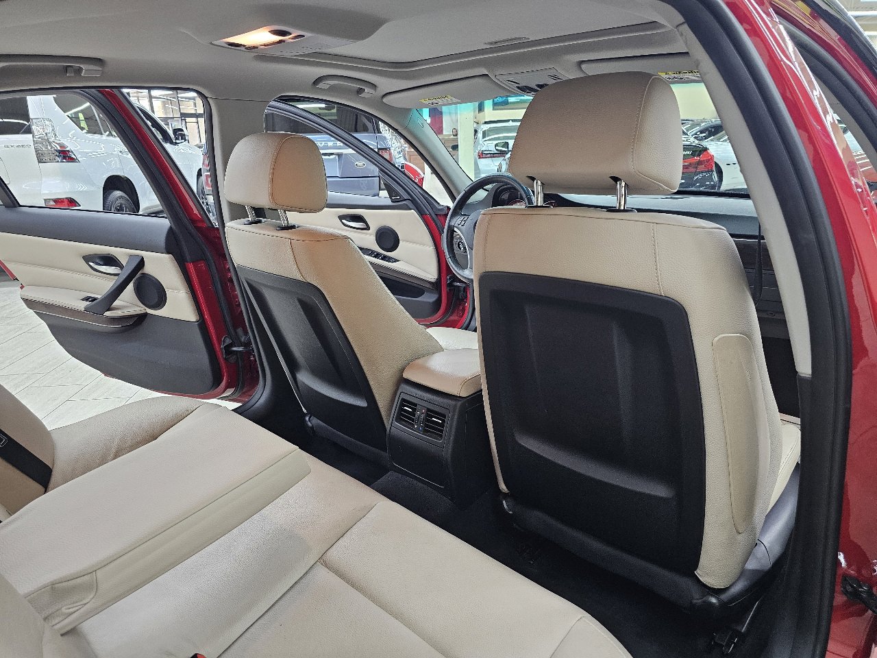 Used 2011 BMW 335i Sedan image 23