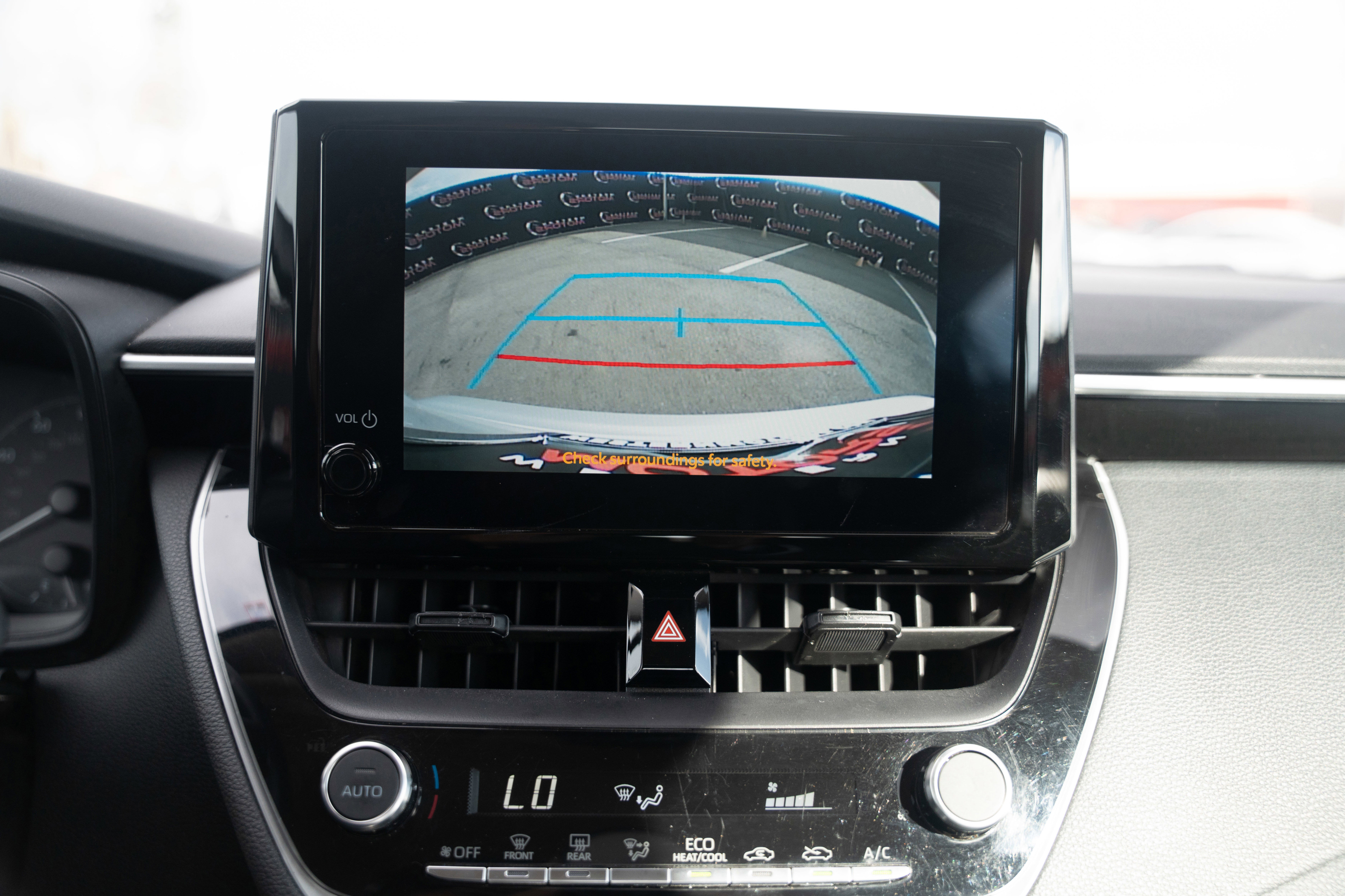 Used 2024 Toyota Corolla LE image 31