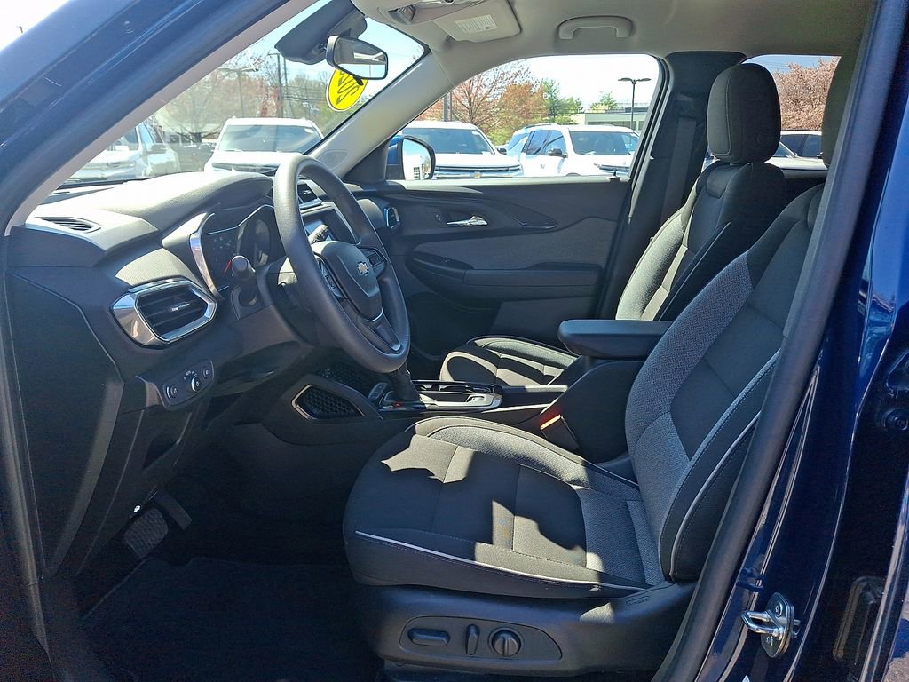 Certified 2023 Chevrolet TrailBlazer LT FWD image 13