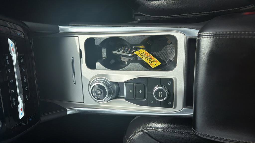 Certified 2023 Ford Explorer Limited w/ Limited Technology Package AWD/4WD image 27