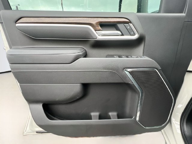 Used 2026 GMC Sierra 2500 SLE w/ SLE Value Package; AWD/4WD image 31