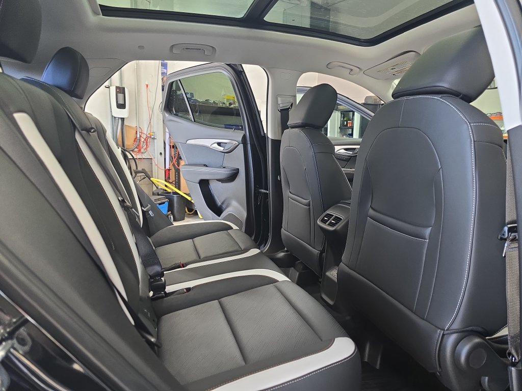 New 2026 Buick Envision Sport Touring AWD/4WD image 11