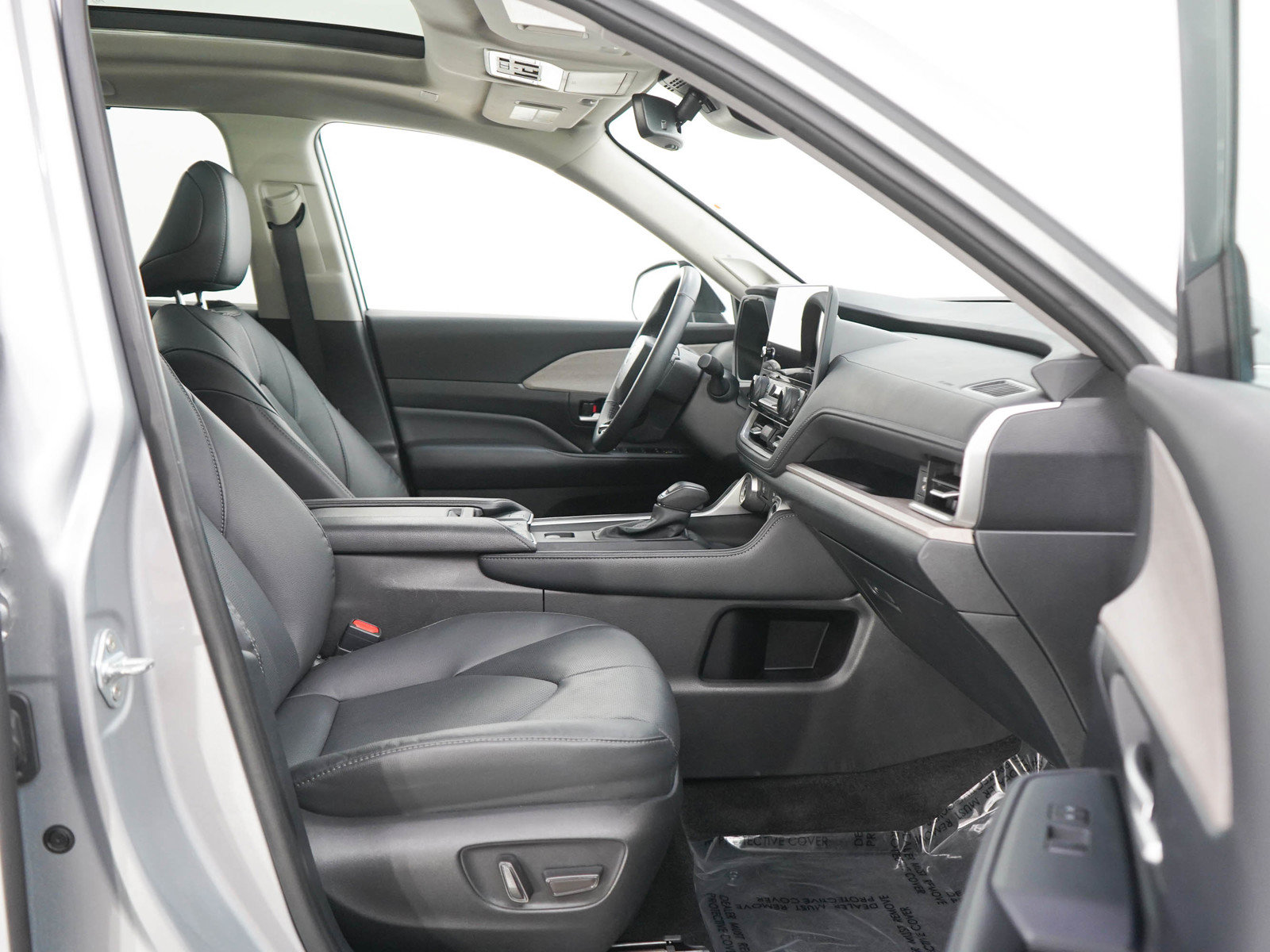 Used 2024 Toyota Grand Highlander AWD Hybrid image 11