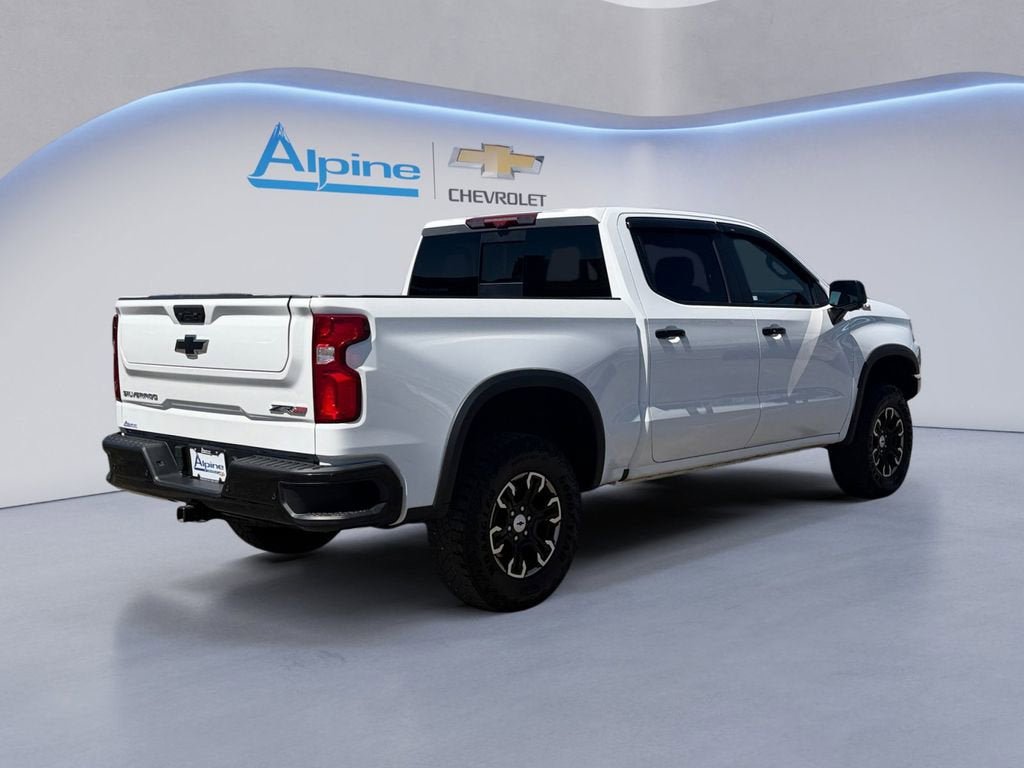 Used 2024 Chevrolet Silverado 1500 ZR2 w/ Technology Package AWD/4WD image 5