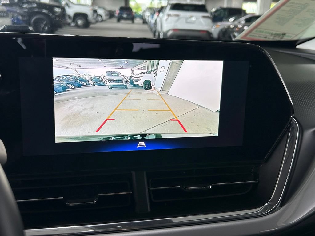 Used 2025 Chevrolet Trax LT w/ Driver Confidence Package FWD image 20
