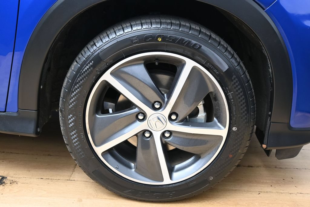 Used 2021 Honda HR-V EX-L image 12