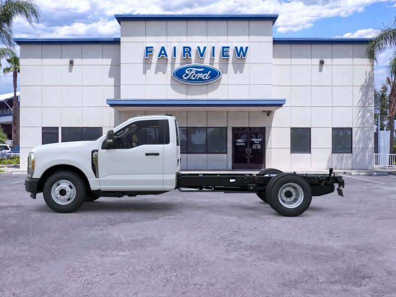 New 2026 Ford F350 XL RWD image 3
