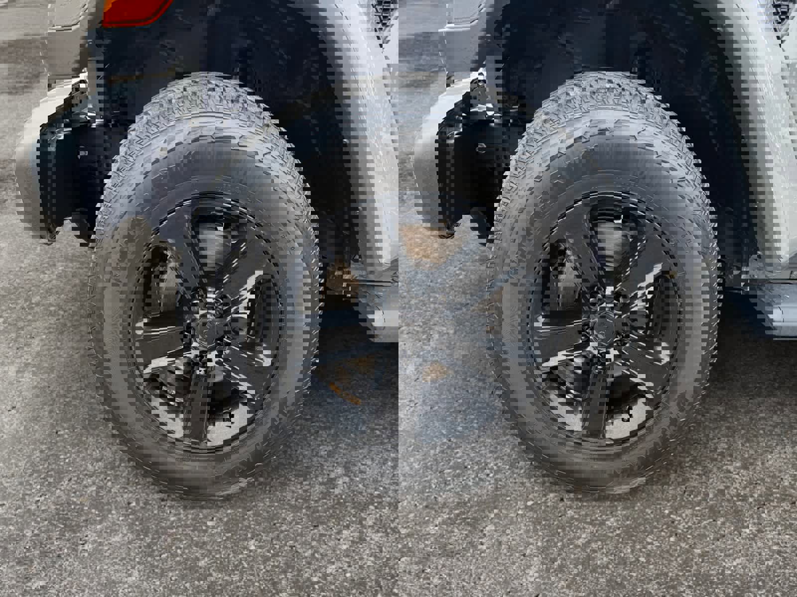 Used 2021 Jeep Wrangler Unlimited Sahara image 13