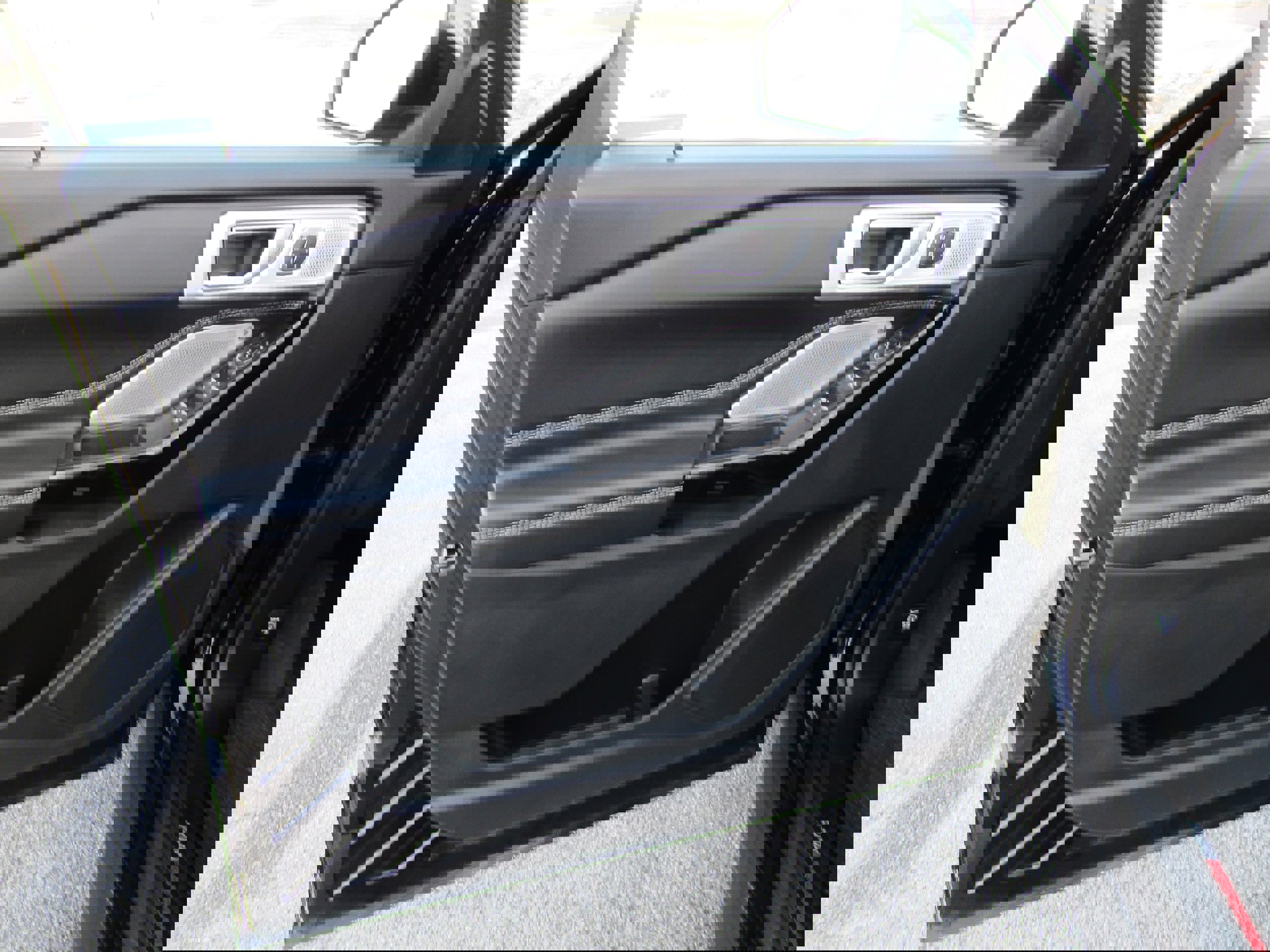 Certified 2022 Ford Explorer ST w/ Equipment Group 401A image 9