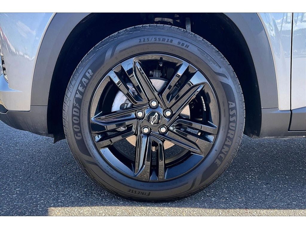 Used 2025 Chevrolet Trax ACTIV w/ Driver Confidence Package FWD image 10
