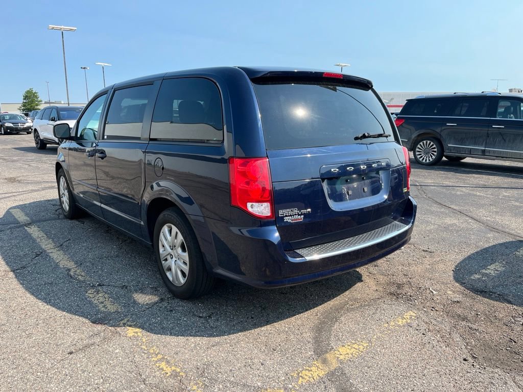 Used 2016 Dodge Grand Caravan SE w/ Quick Order Package 29E SE FWD image 6