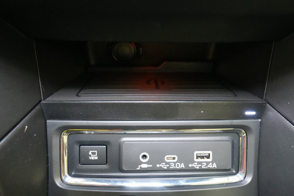 New 2025 Subaru Ascent Limited image 34