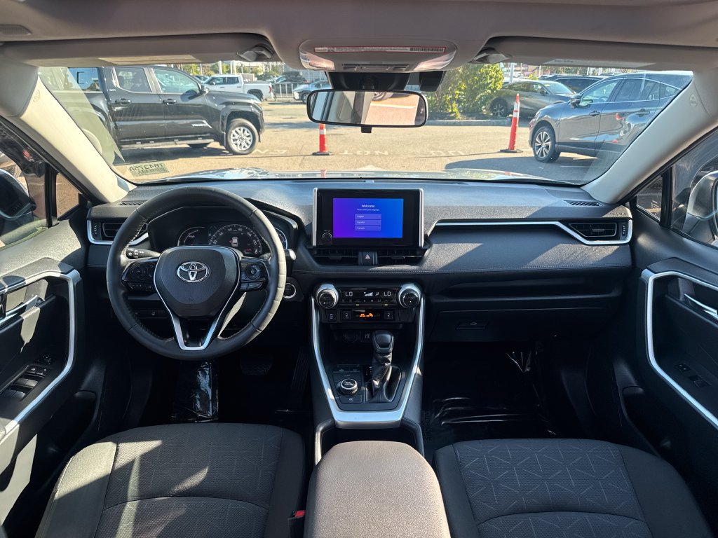 Used 2025 Toyota RAV4 XLE w/ Convenience Package AWD/4WD image 10