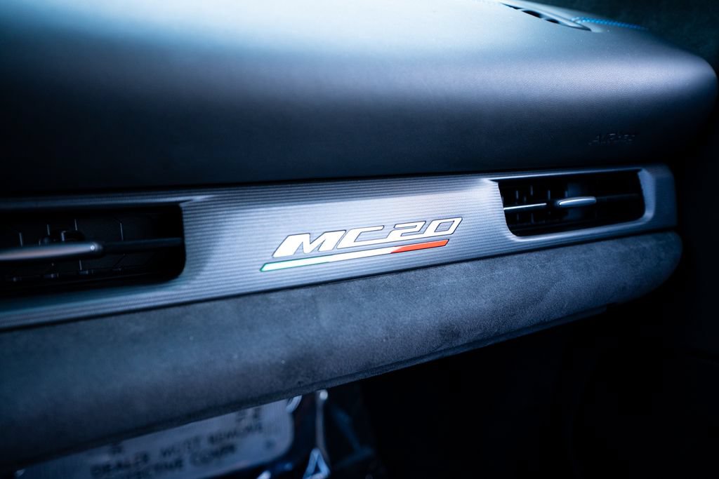 Used 2022 Maserati MC20 Coupe RWD image 45