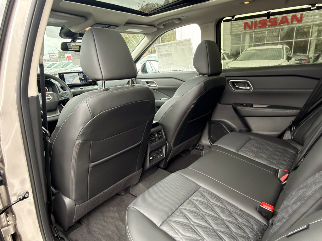 New 2026 Nissan Rogue Platinum w/ Platinum Premium Package image 47