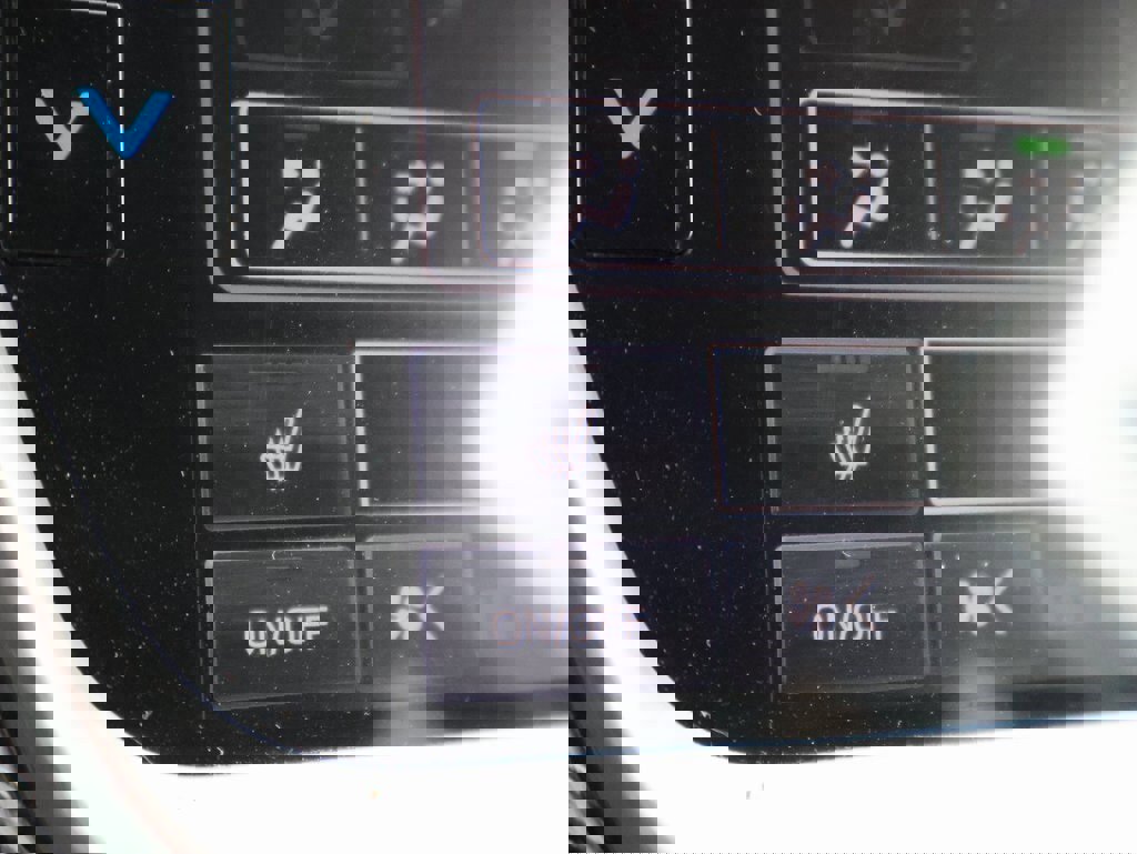 Used 2023 Subaru Outback Premium image 38